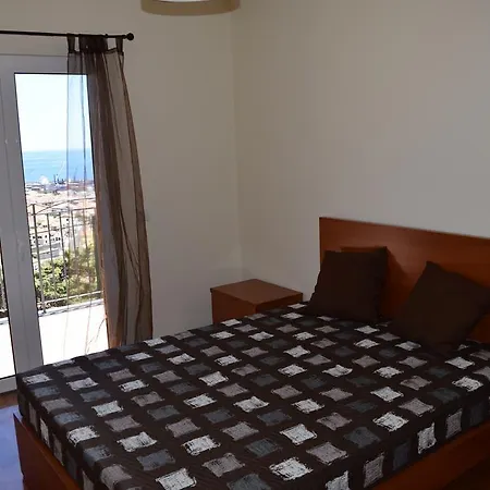 House Garcia Moniz Vila *